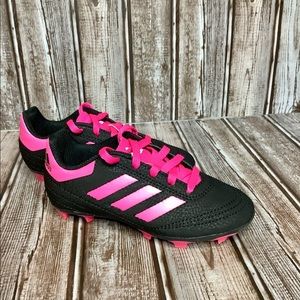 Girls Adidas Hot pink soccer cleats